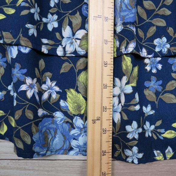 Time and Tru* Women's 3/4 Flared‎ Sleeve Pullover Boat Neck Blouse Size Large - Picture 8 of 9